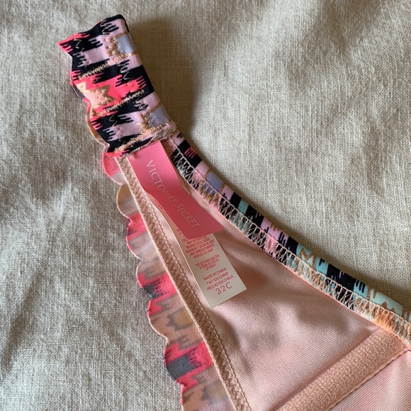 Victoria Secret Bandeau Bikini top - Picture 3 of 4